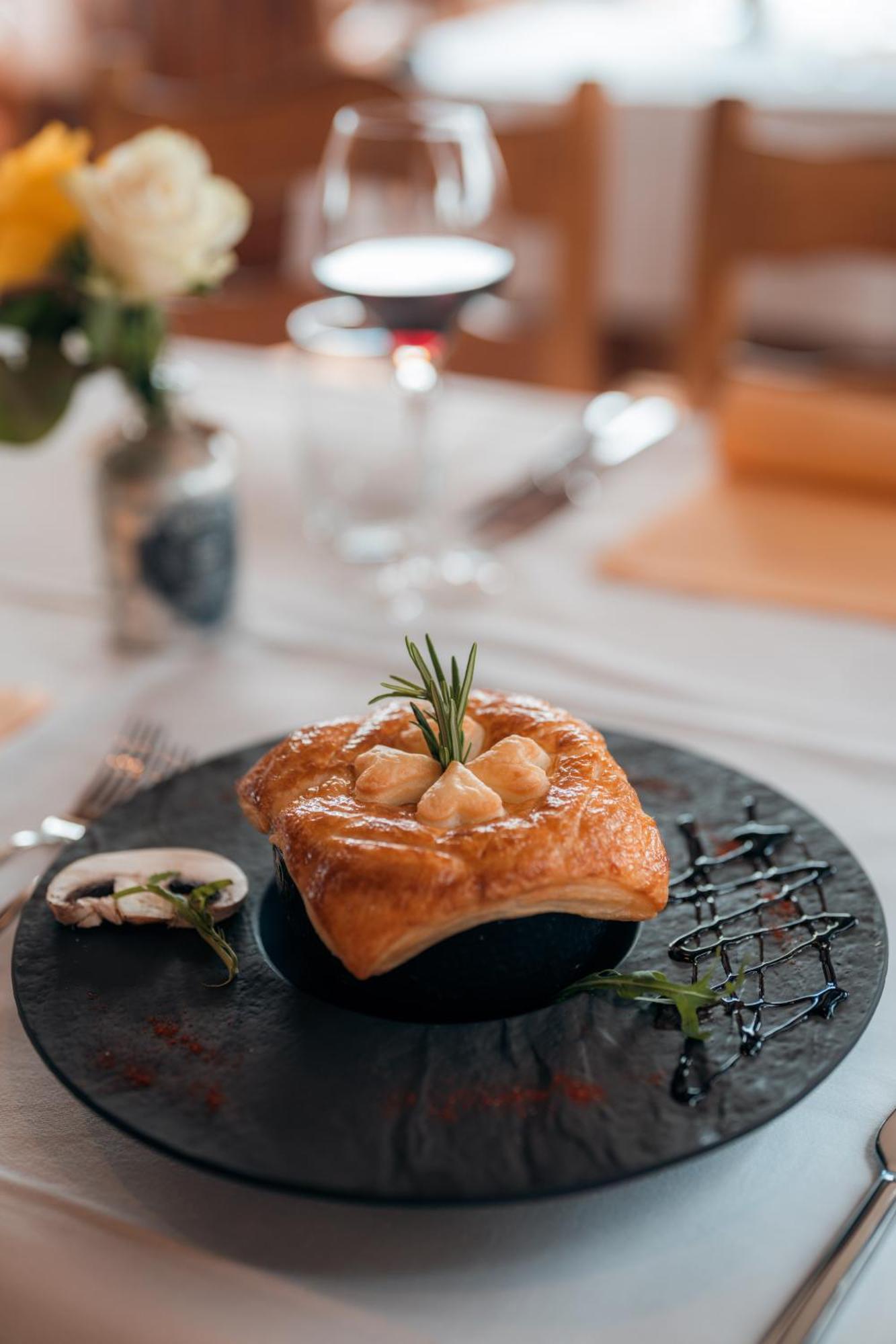 فندق Relais Fleuri Chermignon-d'en Bas المظهر الخارجي الصورة